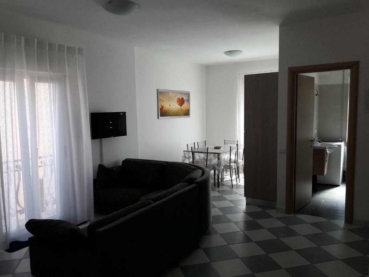 La Casa Dei Gelsi Villa Castel Gandolfo Luaran gambar